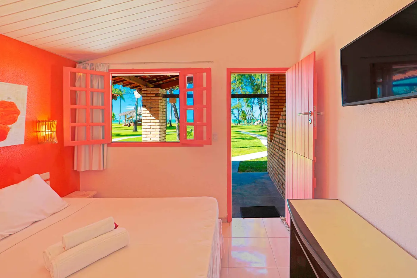 Duplo Econômico Vista Mar — quarto com vista para o jardim