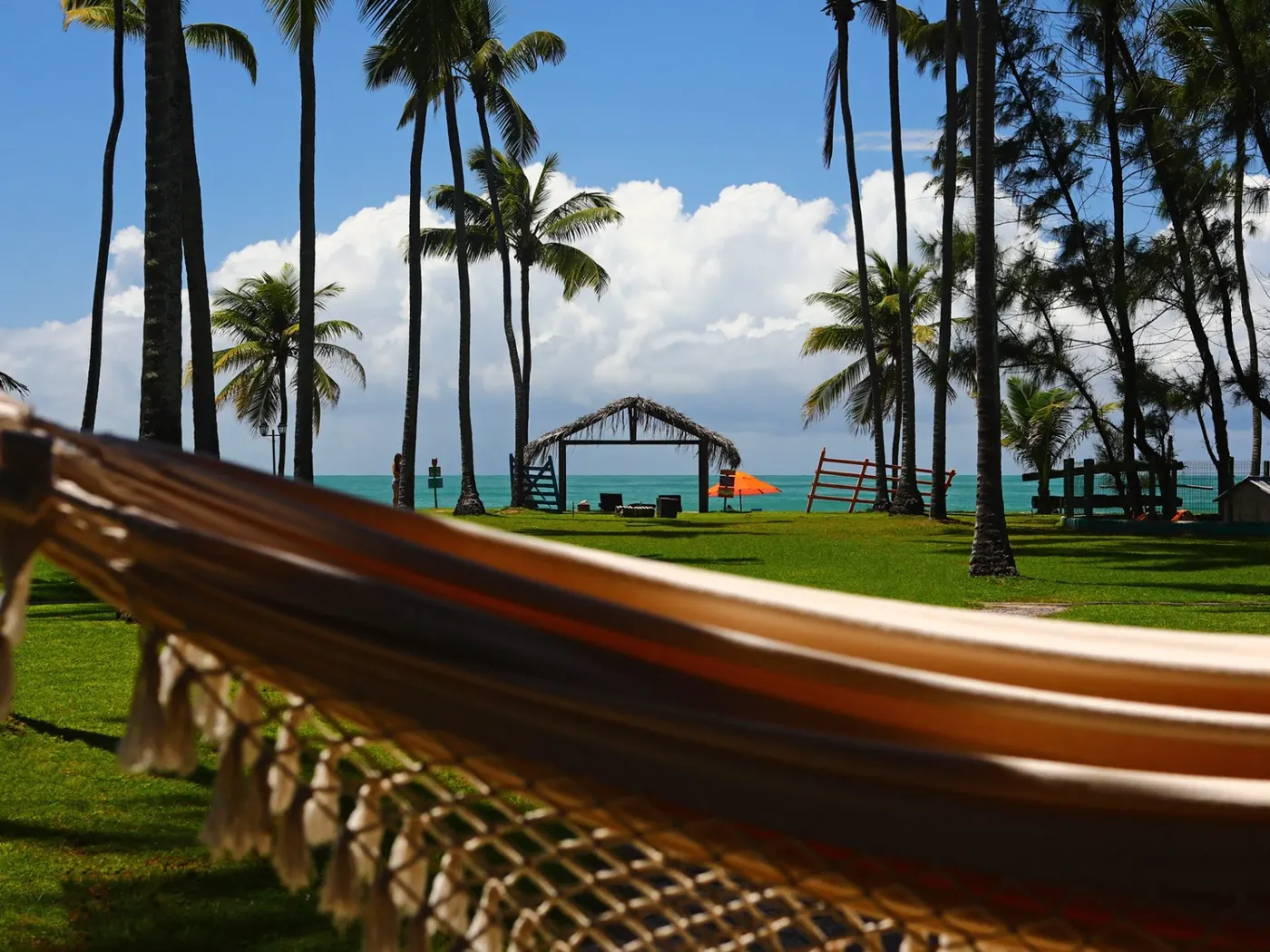 Rede com vista para o mar